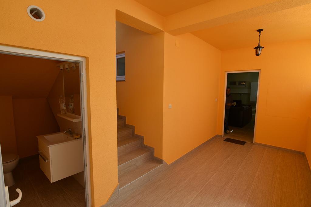 Apartments Batarilo Биоград-на-Мору Экстерьер фото